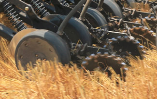 Case IH 500 closing system